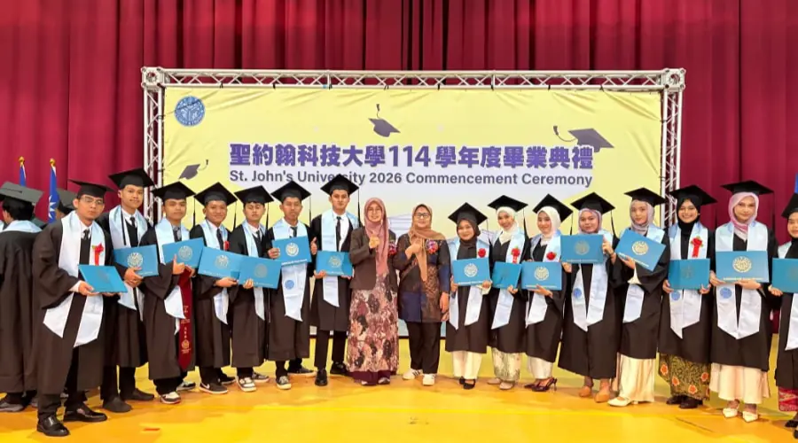 Gambar Berita 15 Mahasiswa Umsura Raih Gelar Double Degree di St.John's University Taiwan