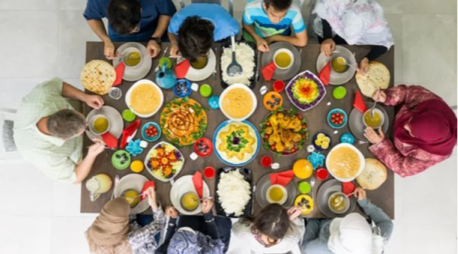 Gambar Artikel UM Surabaya Nutritionist: Here's How to Maintain a Healthy Post-Eid Diet
