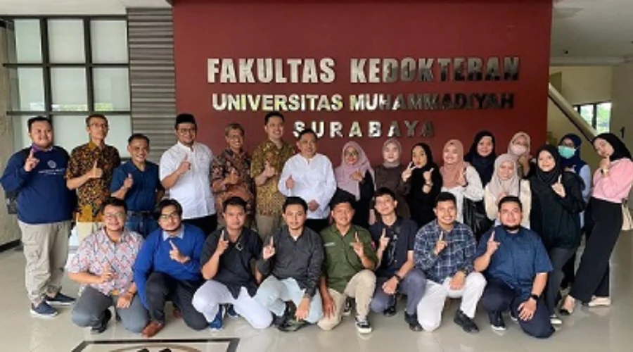 Gambar Berita Angkatan Pertama FK UM Surabaya Lulus 100% Ujian Profesi sekaligus Meraih Nilai Terbaik Nasional