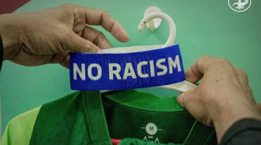 Berita Terbaru Bek Persebaya Asal Papua Mikael Tata jadi Korban Rasisme, Pakar UMSURA Soroti Mental Diskriminatif