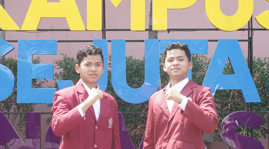 Gambar Berita Cerita Si Kembar Dlani dan Rizqi, Mahasiswa Asal Sumenep Madura yang Kompak Diterima di FK UM Surabaya