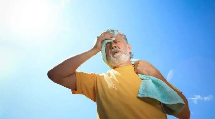 Gambar Artikel Cuaca Panas, Dosen Umsura: Lansia Perlu Waspadai Dehidrasi dan Heatstroke