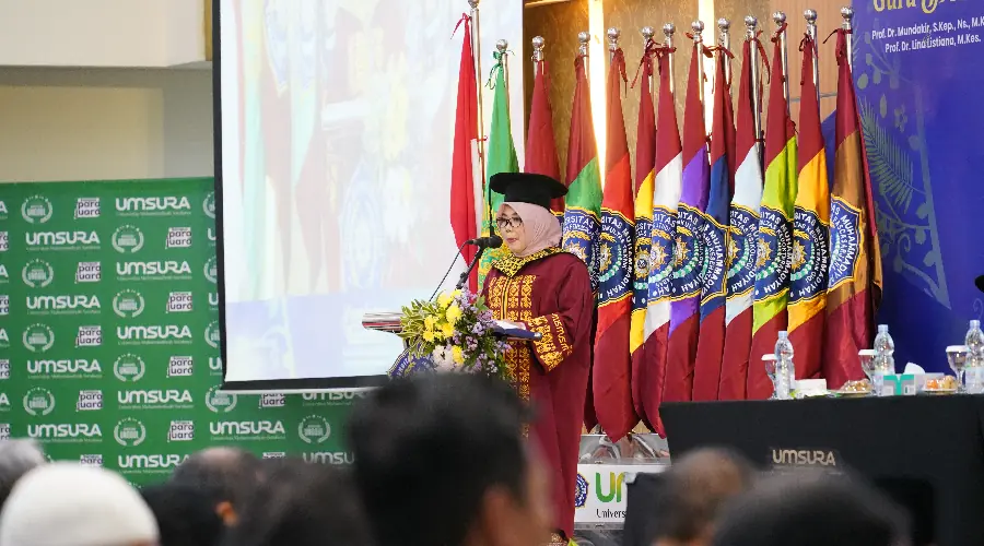 Latest News Dikukuhkan jadi Guru Besar UMSURA, Prof. Lina Listiana:  Pembelajaran Metakognitif Pilar Transformasi Pendidikan Abad 21