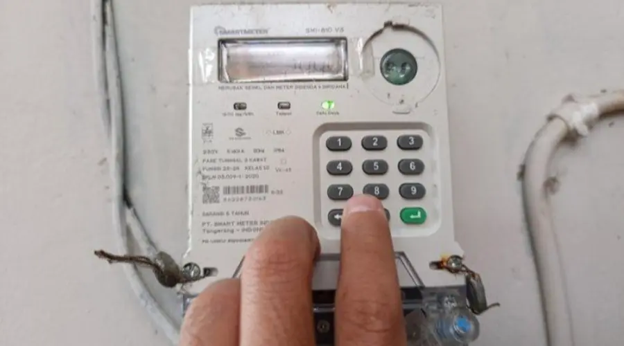 Gambar Artikel Diskon Tarif Listrik 50% Dibatalkan, Pengamat Ekonomi UM Surabaya: Ini Langkah yang Disayangkan
