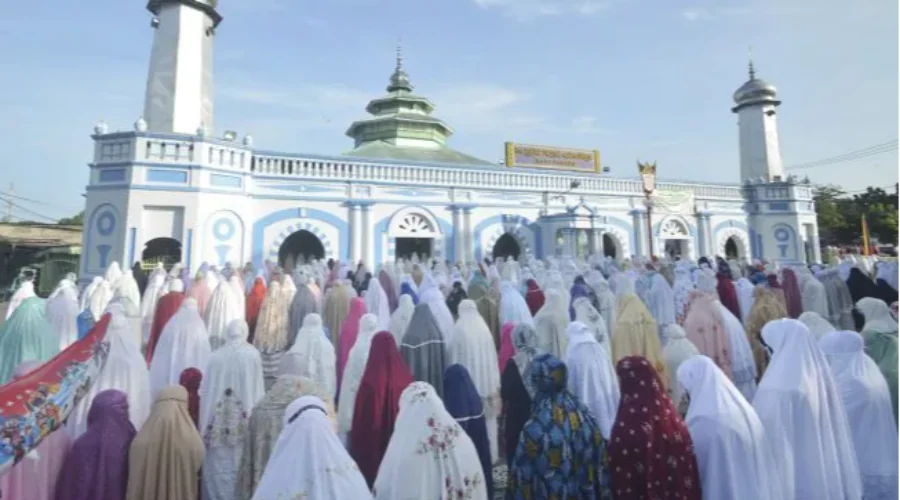 Gambar Artikel Dosen UM Surabaya: 5 Amalan Sunnah Idul fitri bagi Umat Muslim