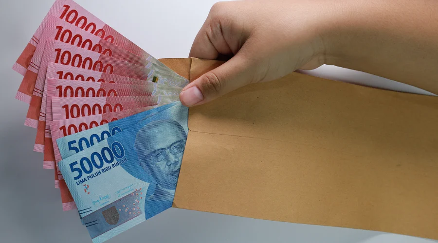 Gambar Artikel Dosen UM Surabaya Bagikan Tips Cerdas Memulihkan Keuangan Setelah Lebaran