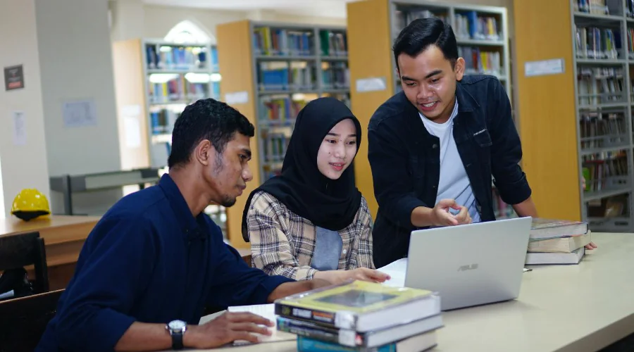 Gambar Berita Empat Jurusan di Fakultas Agama Islam UM Surabaya Beserta Rincian Biaya