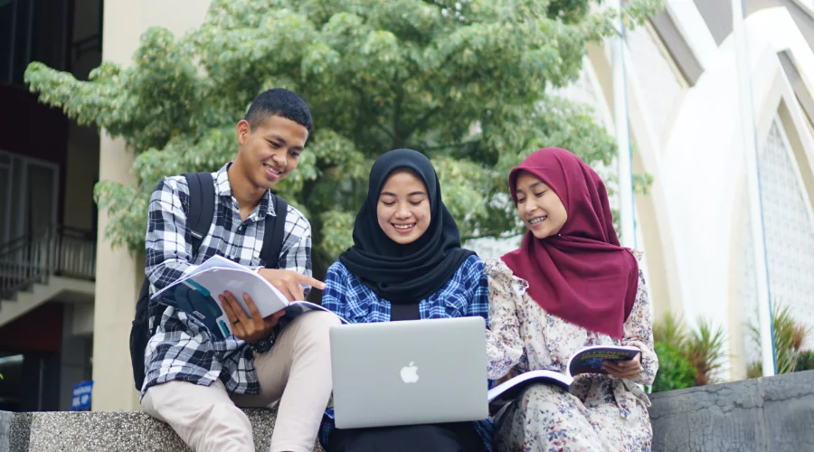 Gambar Artikel Kemahasiswaan UM Surabaya Bagikan Tips Lolos Beasiswa KIP-K