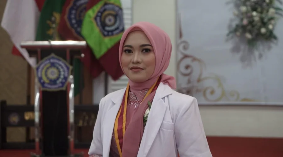 Gambar Berita Lima Kali Gagal Masuk FK, Maya Rafida Raih Nilai Tertinggi pada Ujian Objective Structured Clinical Examination (OSCE)