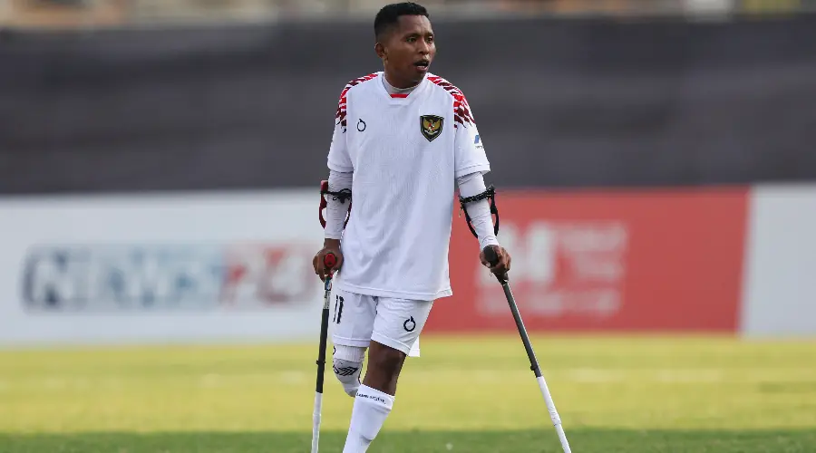 Gambar Berita Masuk Nominasi Santini JMTV Awards 2025, Kisah Rilus Siko Mahasiswa UMSURA yang Menembus Batas Lewat Sepak Bola Amputasi