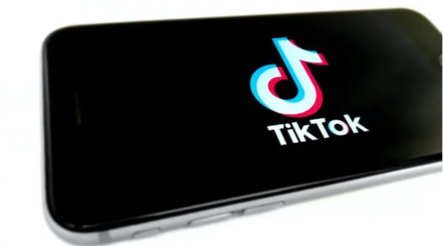 Gambar Artikel Pemerintah Resmi Larang Tiktok Shop Jual Beli, Ini Kata Dosen UM Surabaya