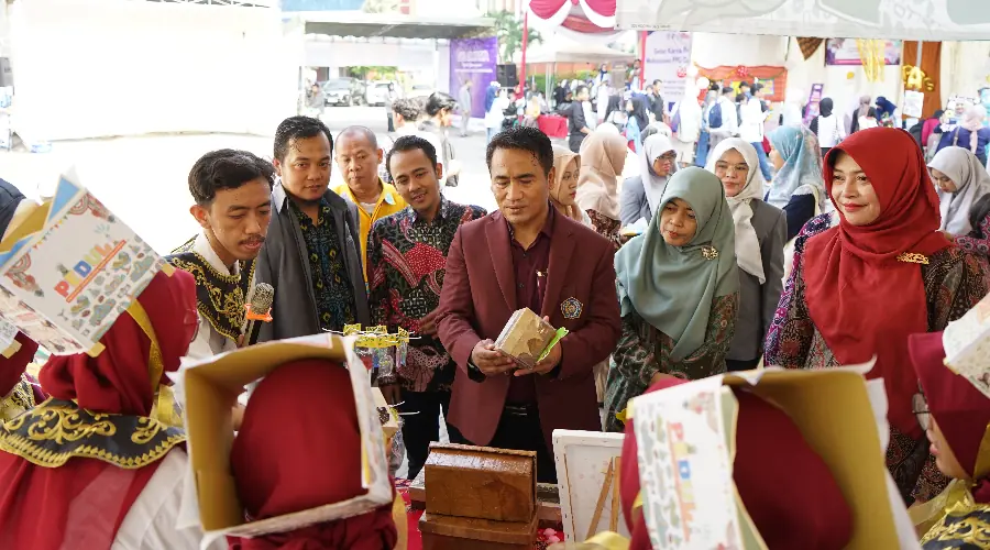 Gambar Berita PPG UM Surabaya Gelar Karya Proyek Kepemimpinan, Ada 30 Produk Inovasi Dipamerkan