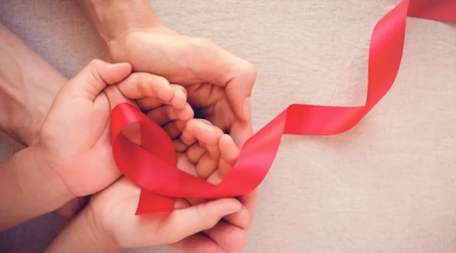 Gambar Artikel Remaja Positif Virus HIV Meningkat, Dosen UM Surabaya Beri Pesan Ini untuk Orang Tua