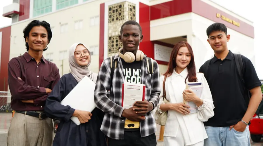 Gambar Berita UMSURA Buka Pendaftaran Mahasiswa Baru Pakai Nilai SNBP 2026, Tak Perlu Tes Lagi