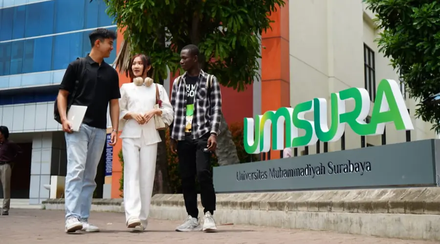 Gambar Berita UMSURA Peringkat 1 PTS Terbaik di Jatim Versi UniRank 2026, Masuk 26 Nasional